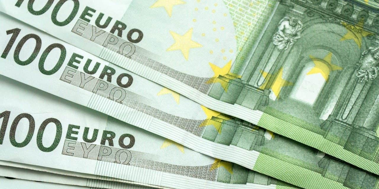 Сваком пунолетном грађанину 100 евра у динарској противвредности
