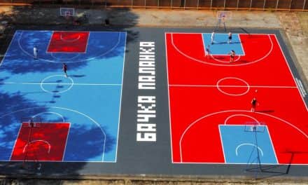 Покрајина са 6,3 милиона динара финансирала обнову кошаркашких терена у Спортском центру „Тиквара“ у Бачкој Паланци