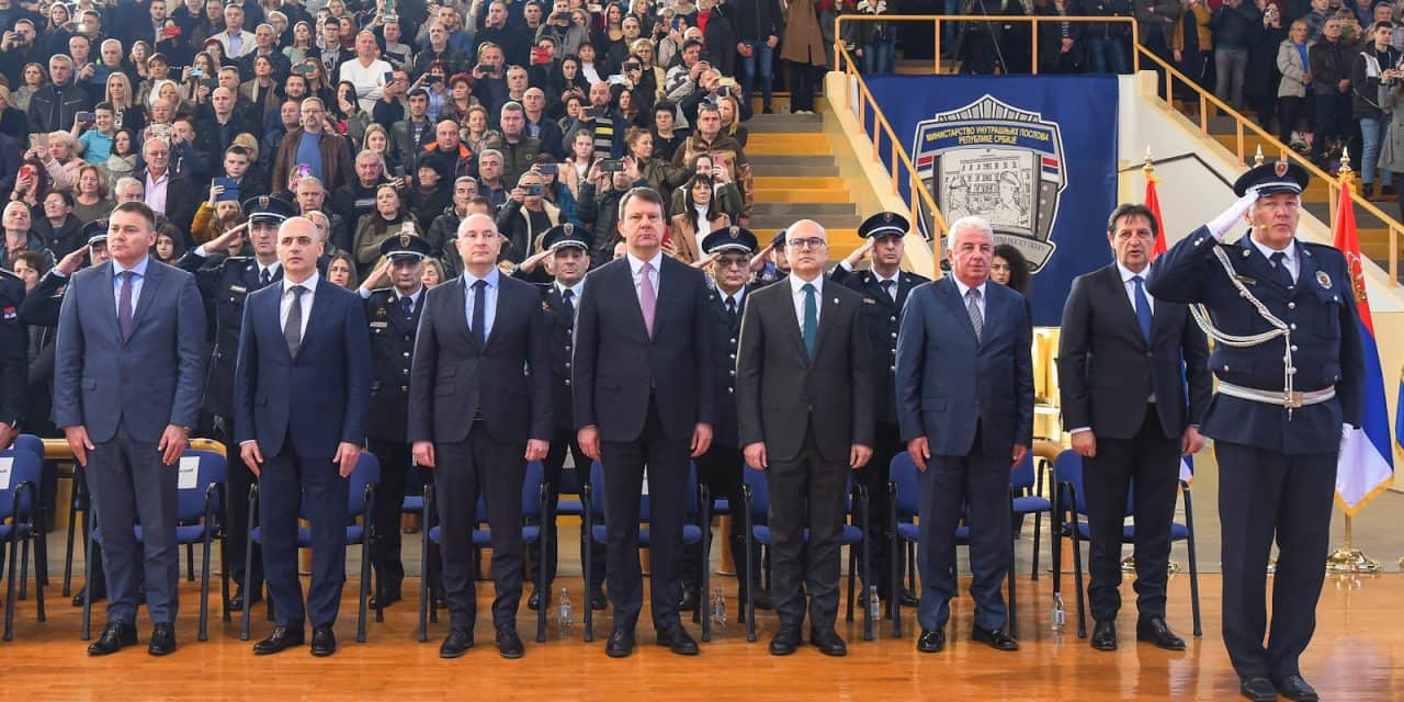 Održana  promocija polaznika Centra za osnovnu policijsku obuku u Sremskoj Kamenici