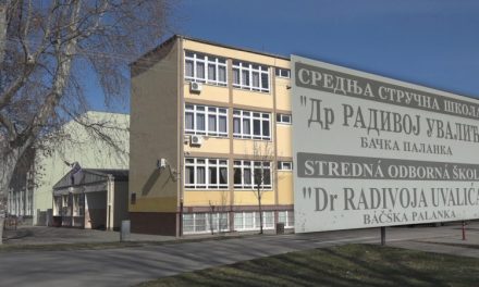 Učenici i profesori evakuisani iz zgrade SSŠ „Dr Radivoj Uvalić“