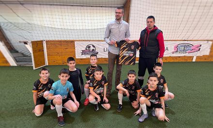 <strong>Narandžasta je boja budućih šampiona – Meridian Sport donacijom sportske opreme obradovao mlade fudbalske nade iz Sombora</strong>