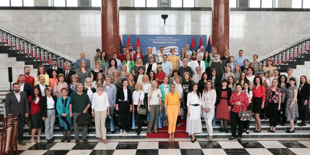 Za nagrađene u programu „Za čistije i zelenije škole u Vojvodini“ ─ tri miliona dinara