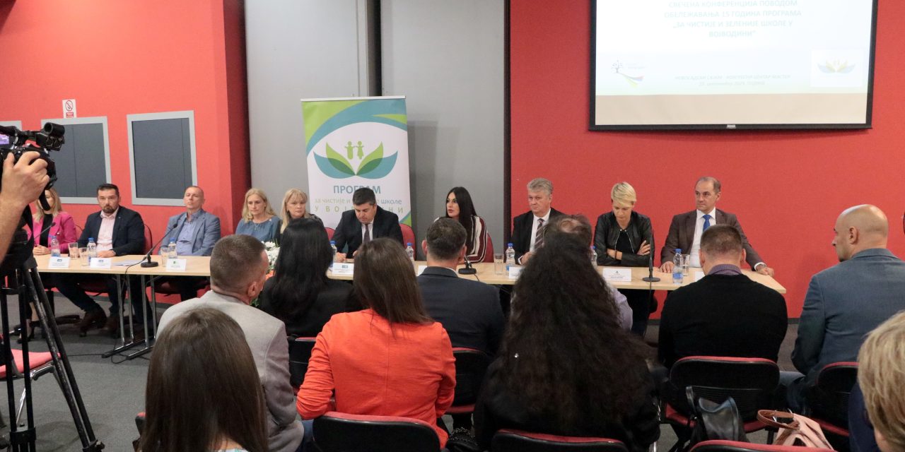 Obeleženo 15 godina realizacije programa „Za čistije i zelenije škole u Vojvodini“