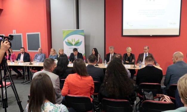 Obeleženo 15 godina realizacije programa „Za čistije i zelenije škole u Vojvodini“