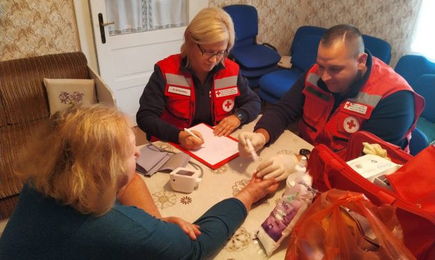 Klubovi za stara lica na selima- mesto okupljanja i druženja pripadnika trećeg doba