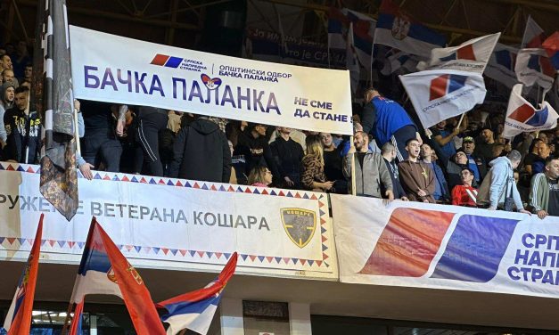 Vučić na mitingu “Srbija ne sme da stane” u Novom Sadu: Nikada nam nije bila potrebnija veća odgovornost