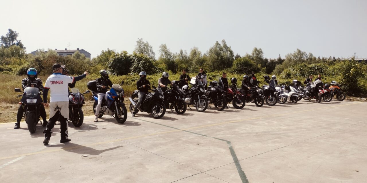 Održan trening bezbedne vožnje motocikla