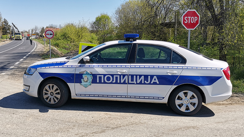 Velika akcija policije u Bačkoj Palanci: Uhapšena trojica zbog pokušaja ubistva