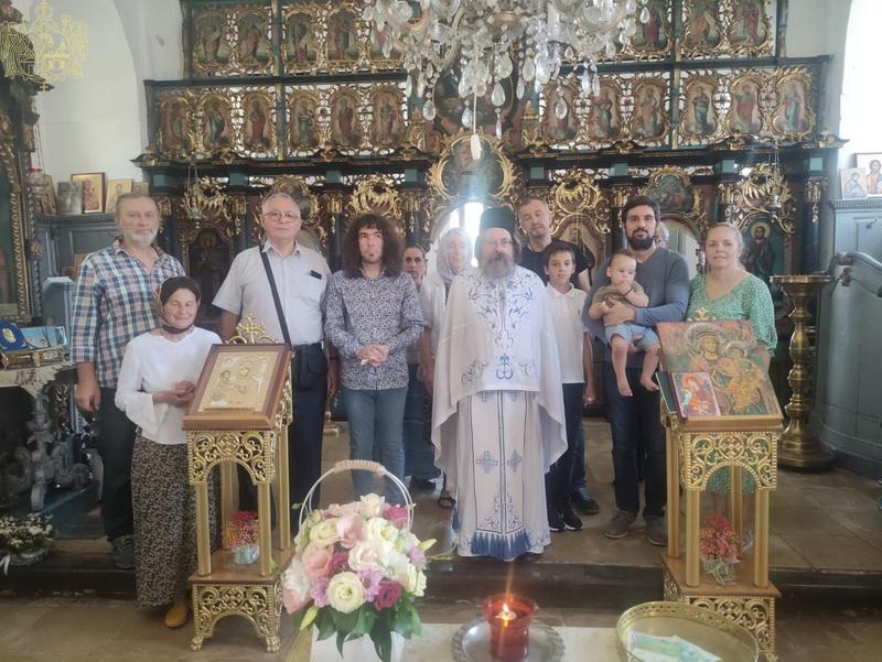 U Pivnicama služena sveta Liturgija apostolskih ustanova