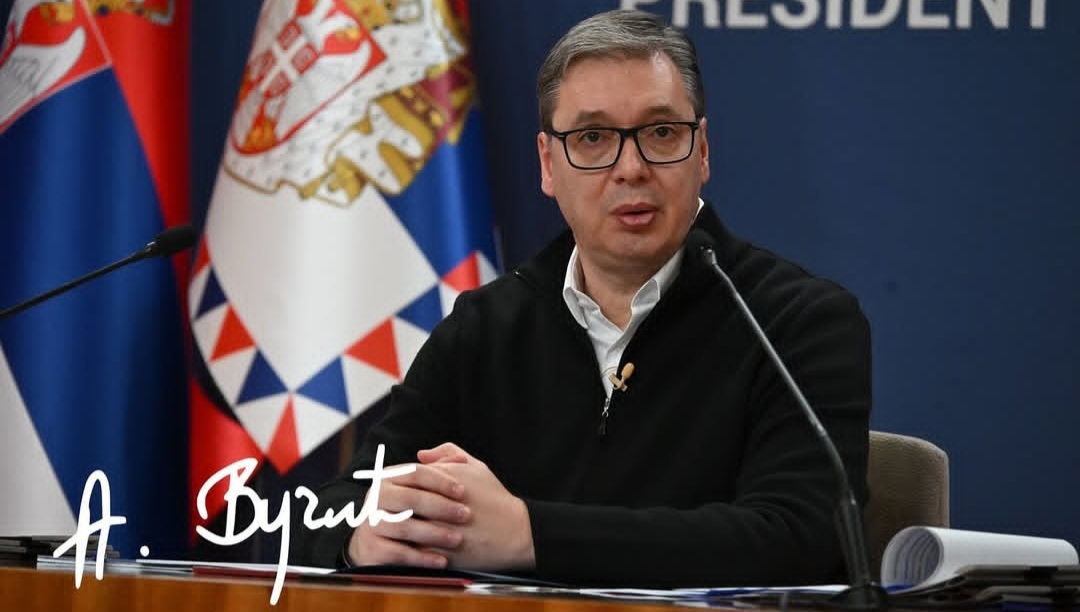 Predsednik Srbije Aleksandar Vučić čestitao praznike